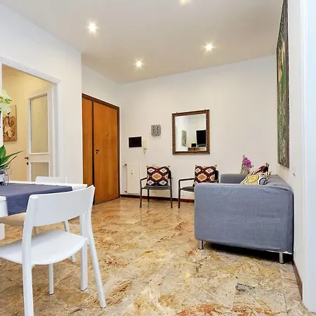 Ych-Trastevere Cozy Flat For 8 People Rome Exterior photo