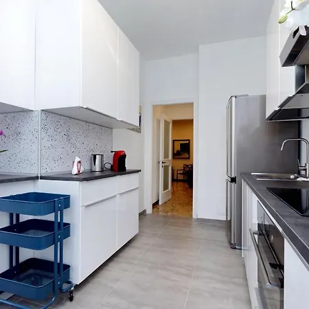 Ych-Trastevere Cozy Flat For 8 People Rome Exterior photo